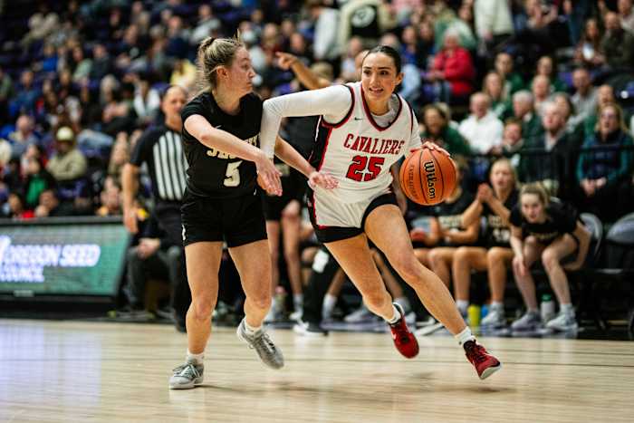 Clackamas Jesuit 6A Oregon girls basketball quarterfinal 2024 Naji Saker-3